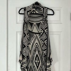 Sleeveless High/Low Shawl Vest